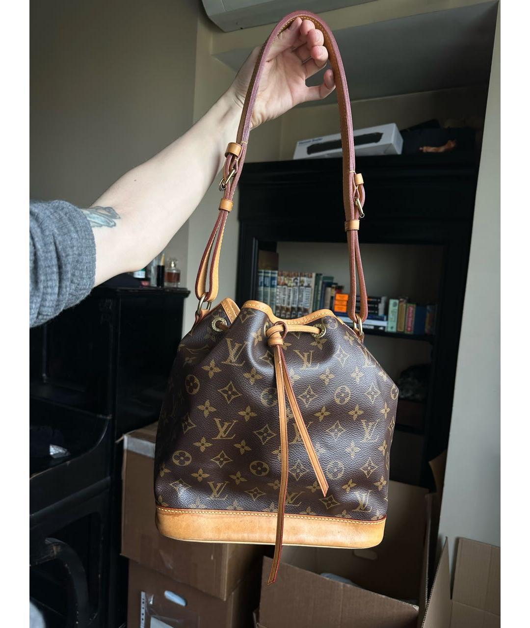 LOUIS VUITTON Коричневая кожаная сумка через плечо, фото 9