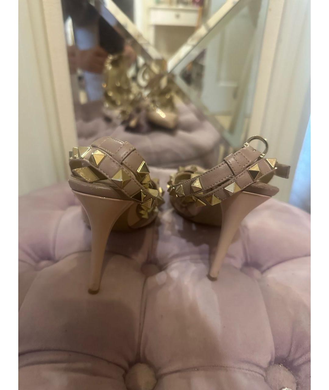 VALENTINO Розовые босоножки из лакированной кожи, фото 4