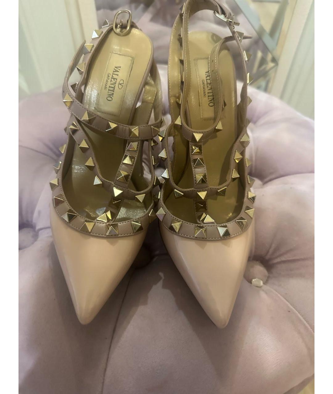 VALENTINO Розовые босоножки из лакированной кожи, фото 2