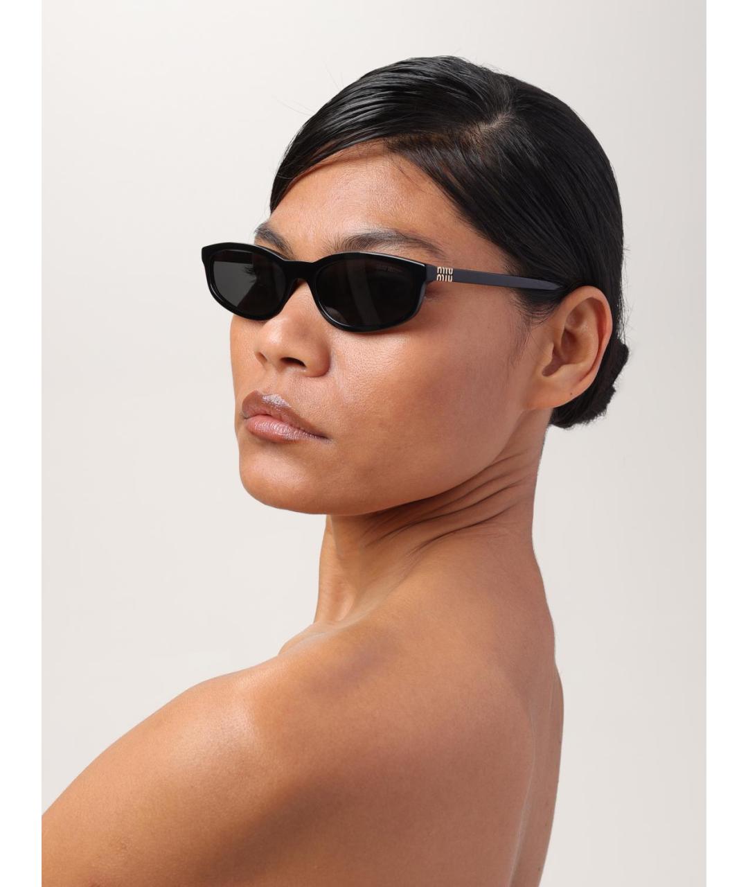 MIU MIU Черные солнцезащитные очки, фото 3