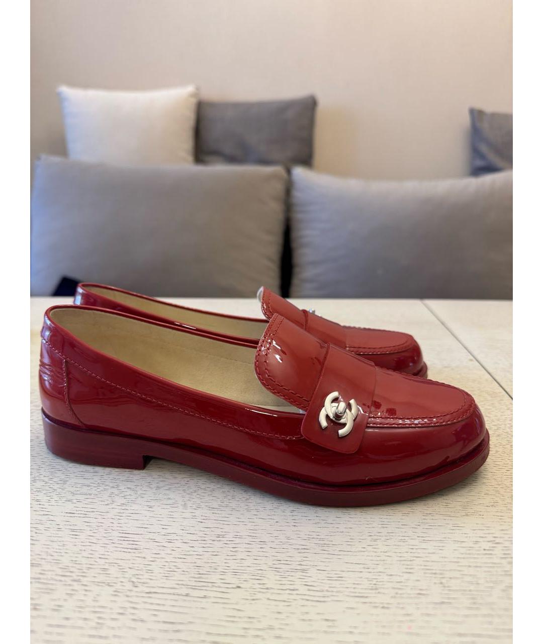 CHANEL Красные лоферы из лакированной кожи, фото 8