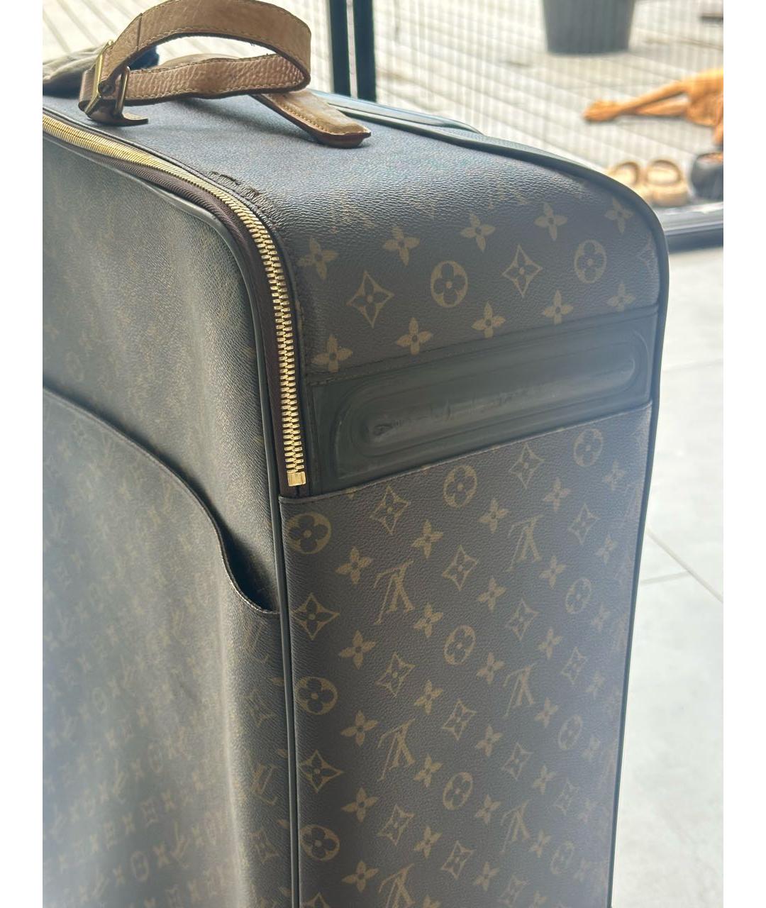 LOUIS VUITTON Коричневый кожаный чемодан, фото 8