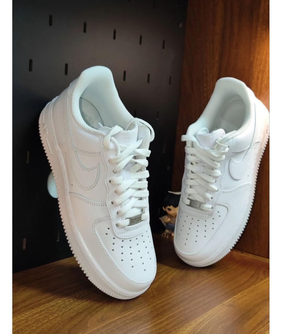 NIKE Белые кожаные кроссовки, фото 2
