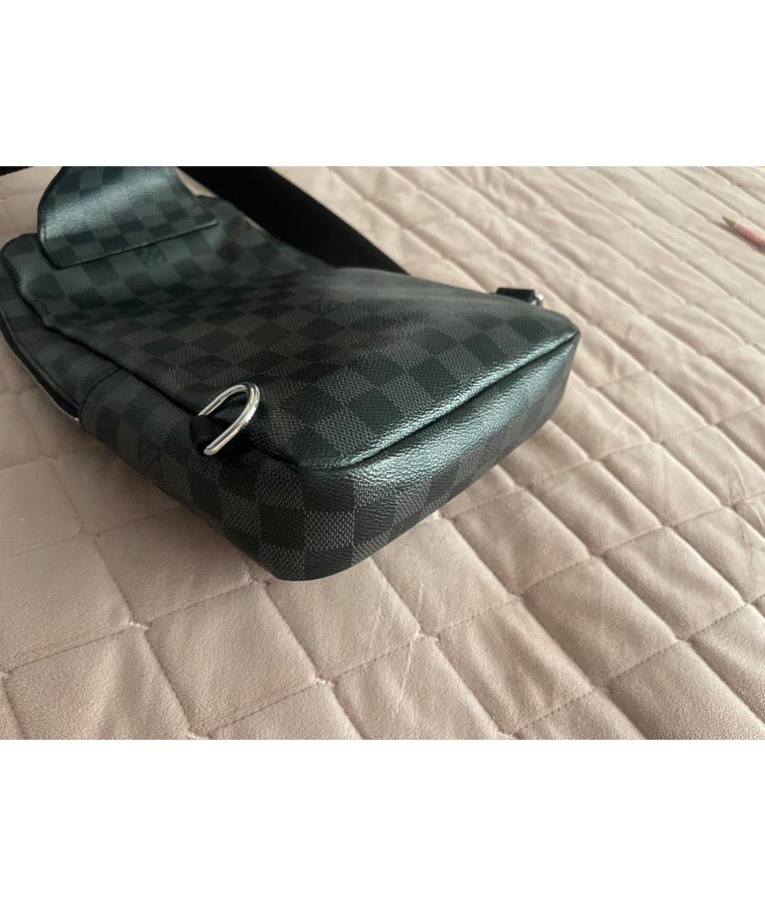 LOUIS VUITTON Черная кожаная поясная сумка, фото 3