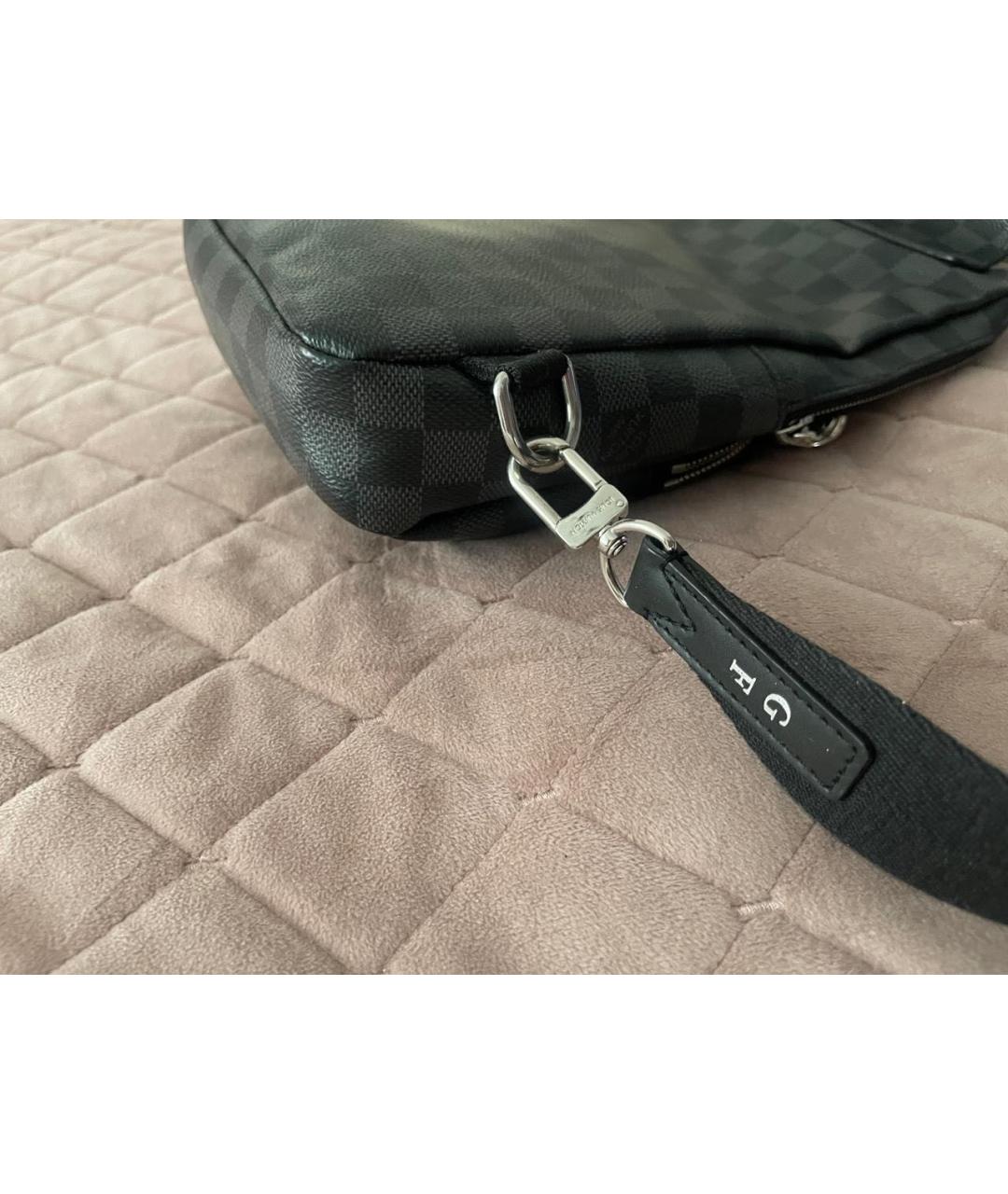 LOUIS VUITTON Черная кожаная поясная сумка, фото 4