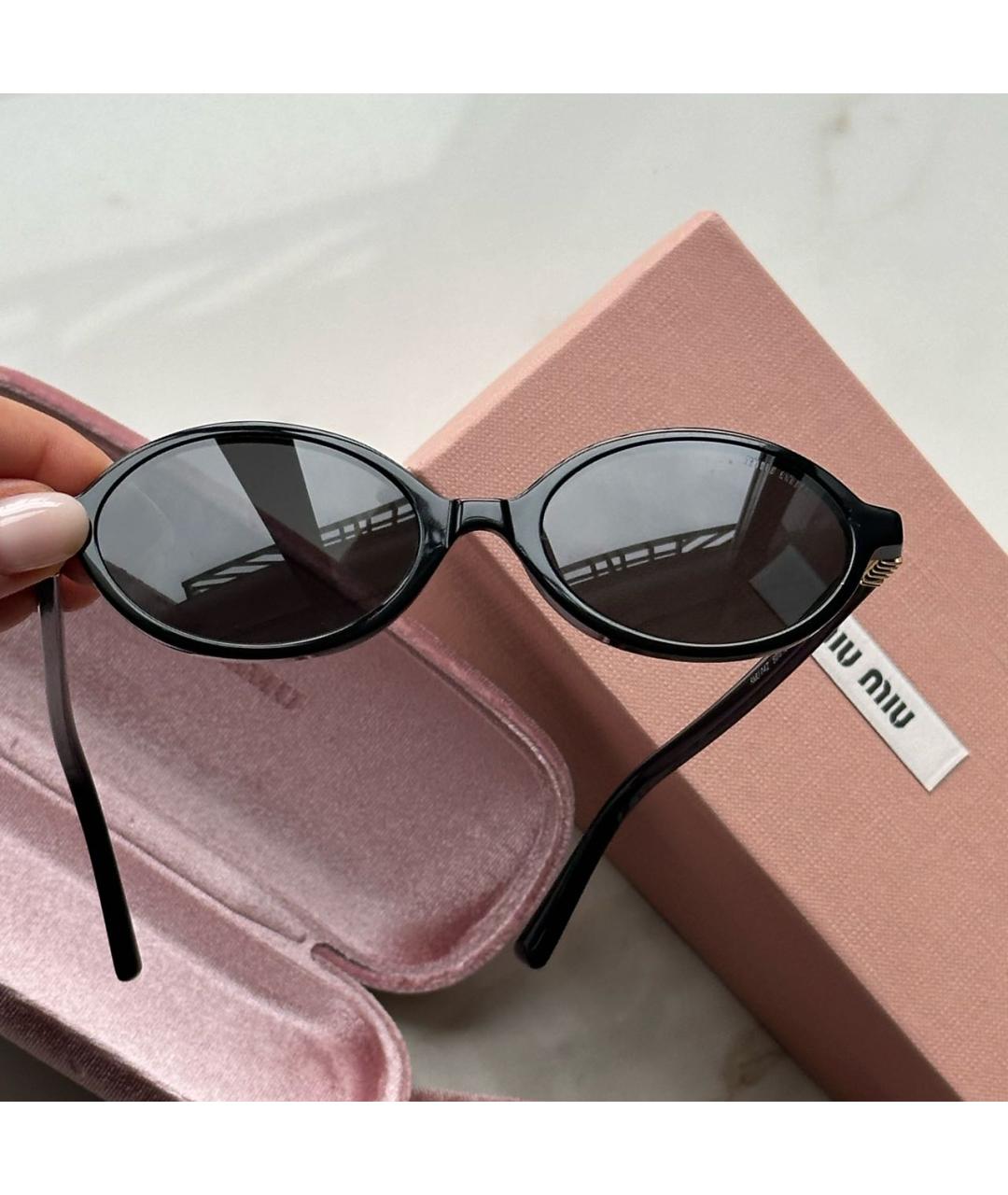 MIU MIU Черные пластиковые солнцезащитные очки, фото 6