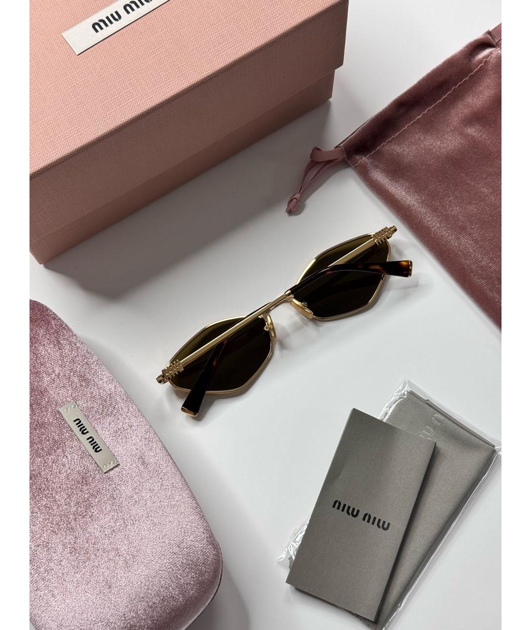 MIU MIU Золотые металлические солнцезащитные очки, фото 5