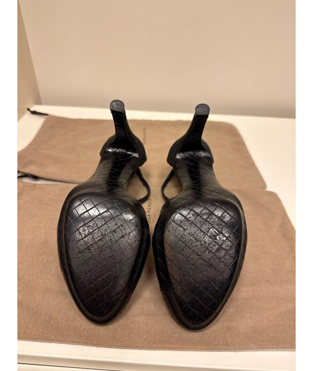 BOTTEGA VENETA Черные кожаные босоножки, фото 5