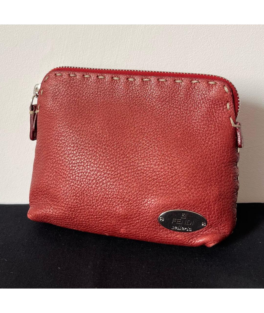 FENDI Бордовая кожаная косметичка, фото 9