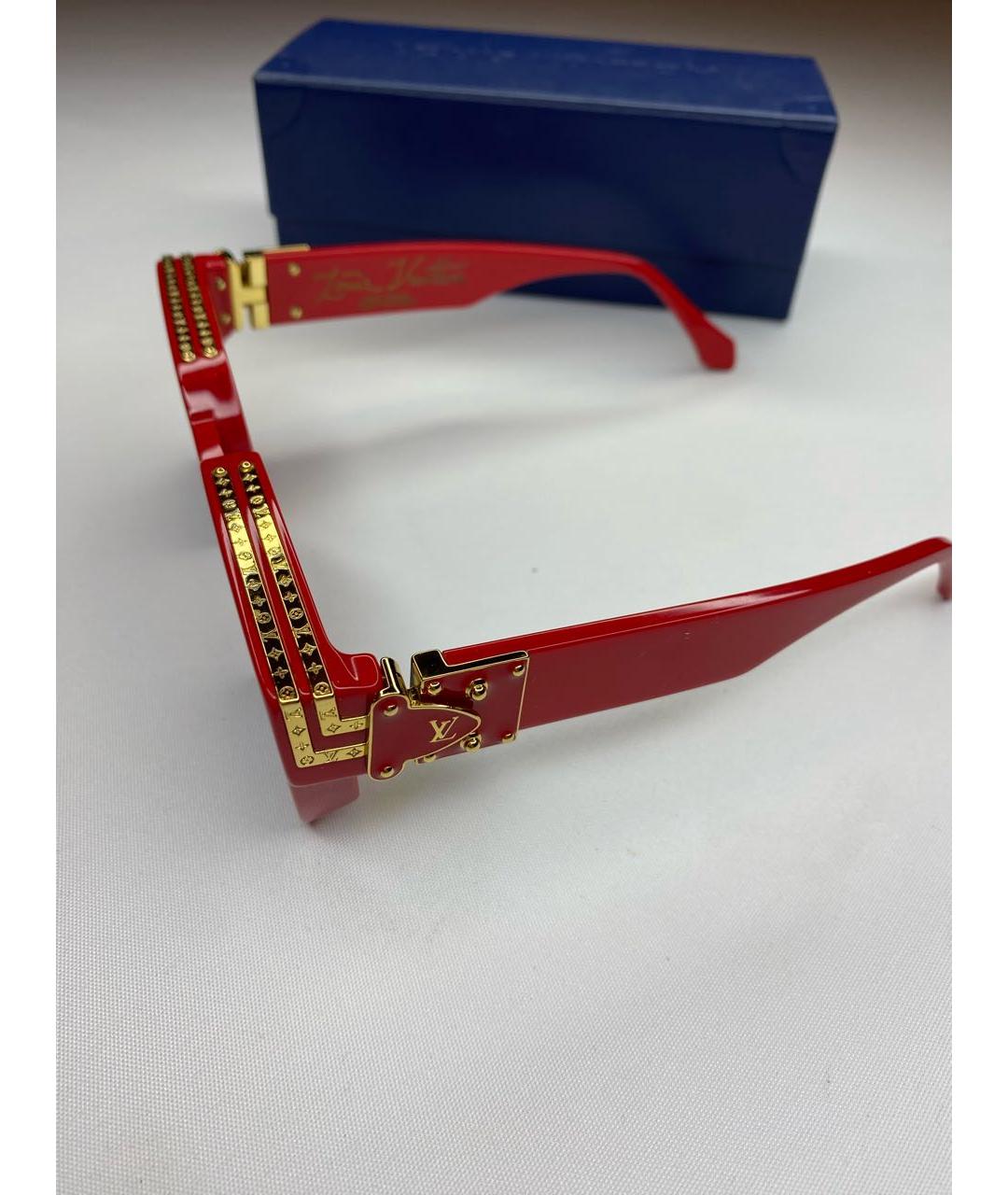 LOUIS VUITTON Красные пластиковые солнцезащитные очки, фото 7