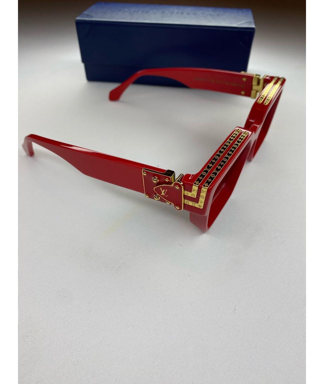 LOUIS VUITTON Красные пластиковые солнцезащитные очки, фото 6