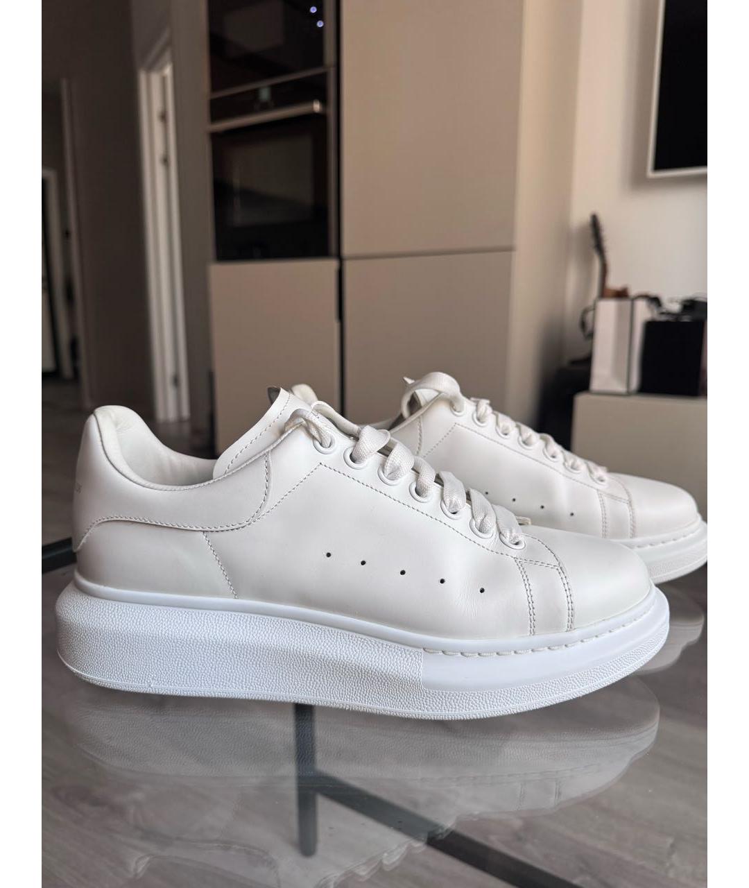 ALEXANDER MCQUEEN Белые кожаные кеды, фото 9