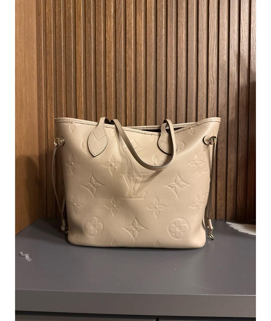 LOUIS VUITTON Бежевая кожаная сумка тоут, фото 3