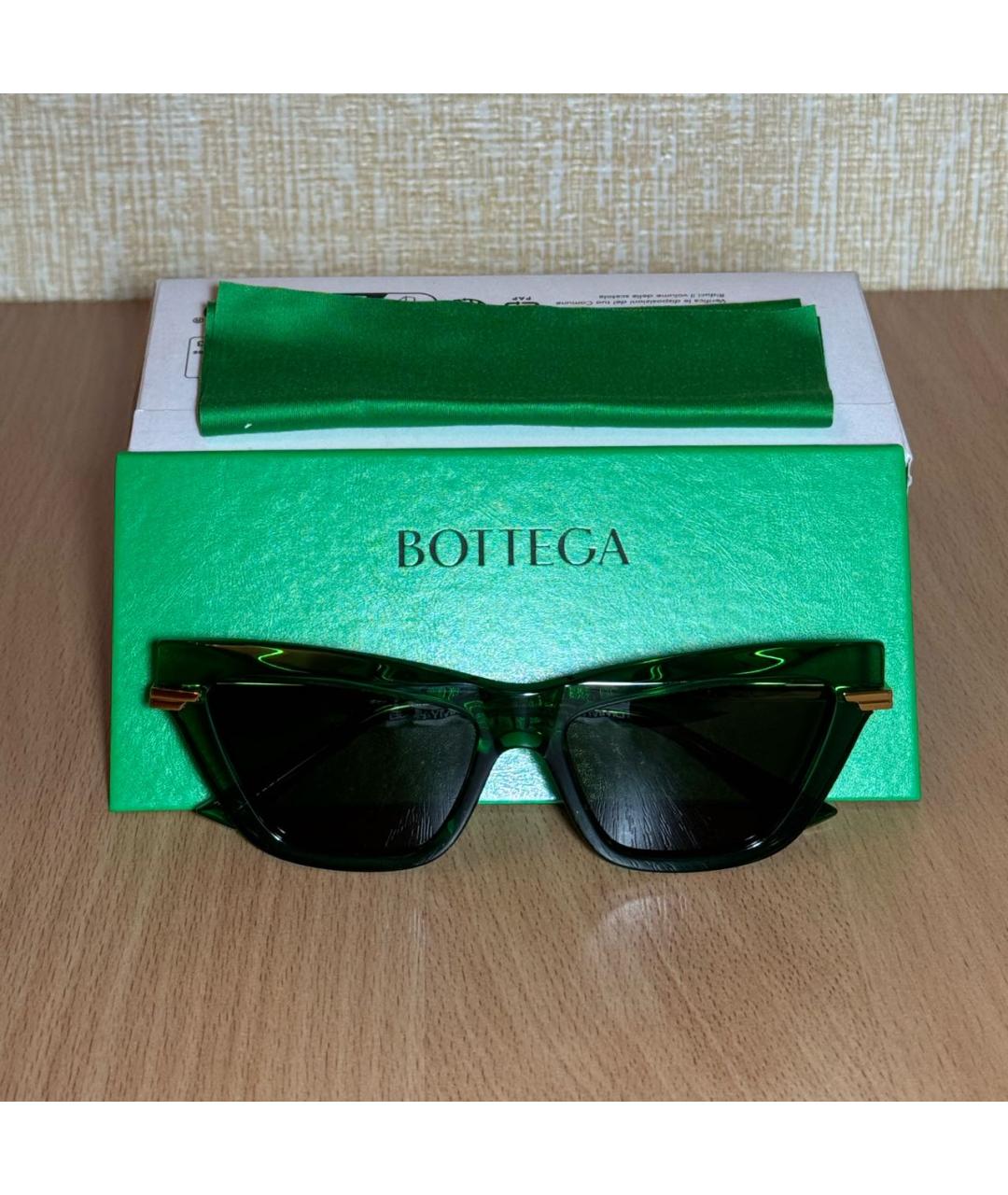 BOTTEGA VENETA Зеленые пластиковые солнцезащитные очки, фото 4