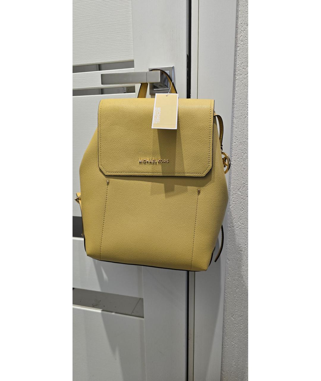 MICHAEL KORS Горчичный кожаный рюкзак, фото 2