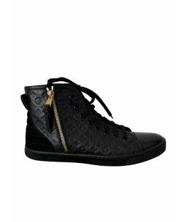 LOUIS VUITTON Кеды