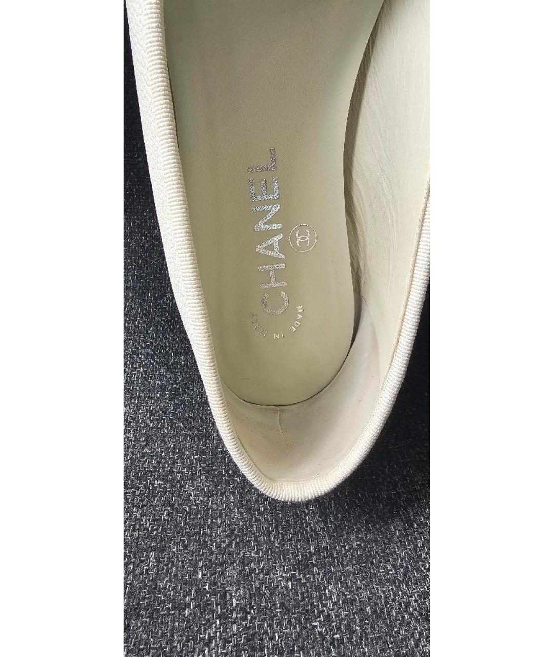 CHANEL Белые кожаные балетки, фото 9