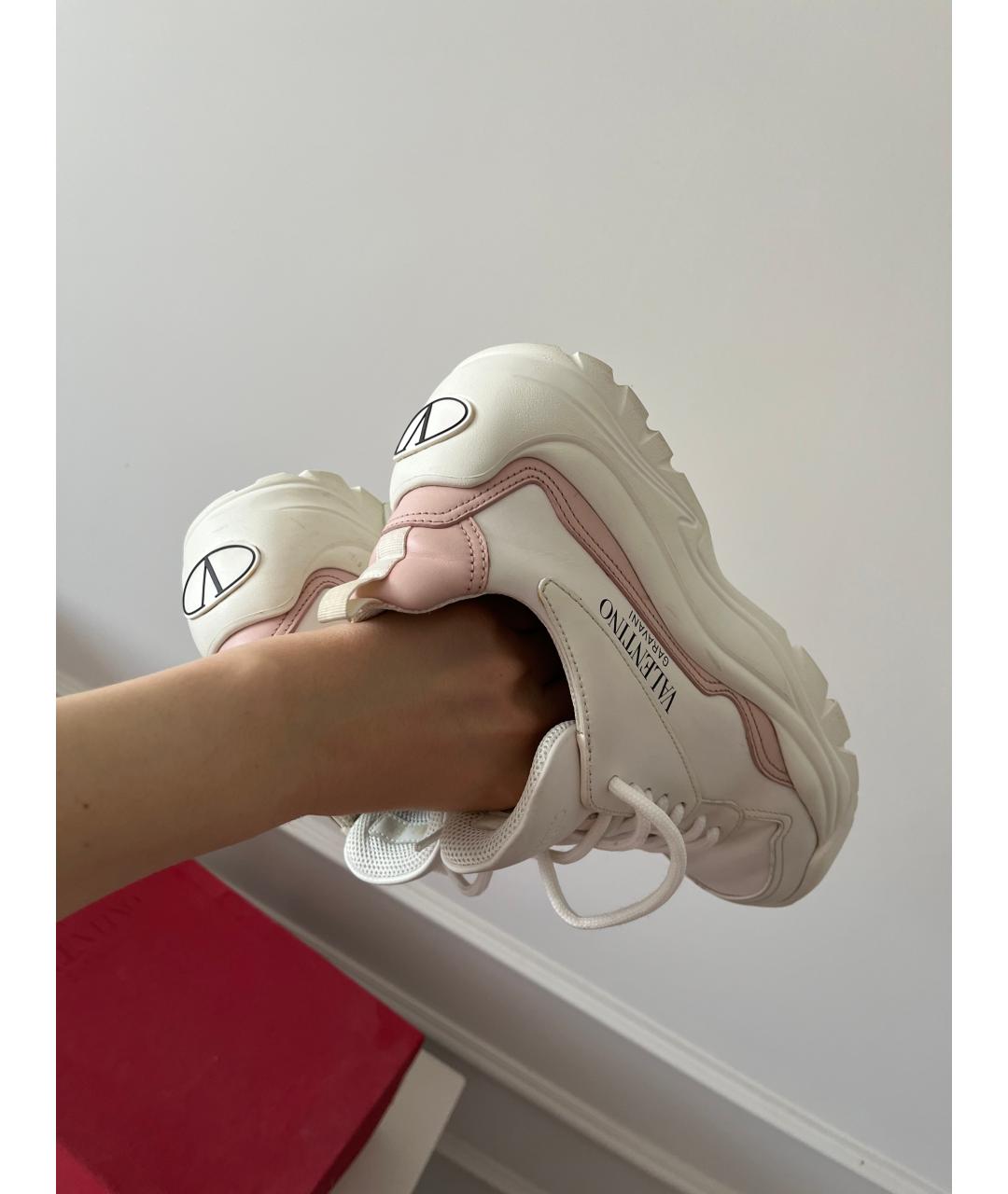 VALENTINO Белые кожаные кроссовки, фото 3