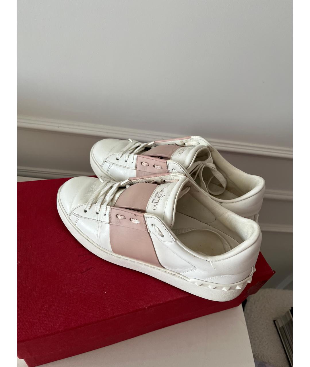 VALENTINO Белые кожаные кроссовки, фото 2