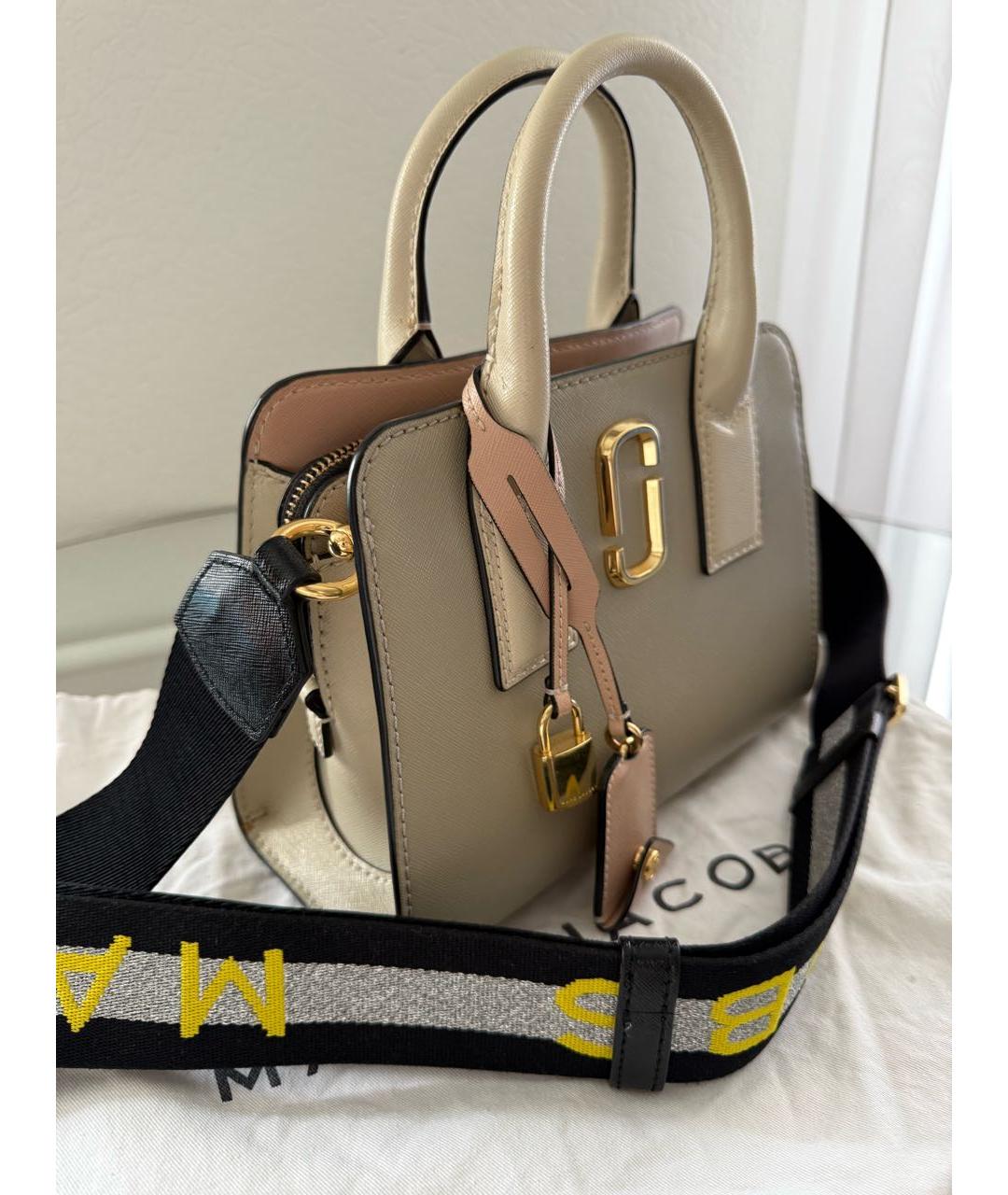 MARC JACOBS Бежевая кожаная сумка с короткими ручками, фото 2