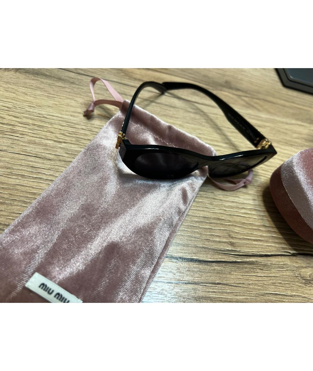 MIU MIU Черные пластиковые солнцезащитные очки, фото 2