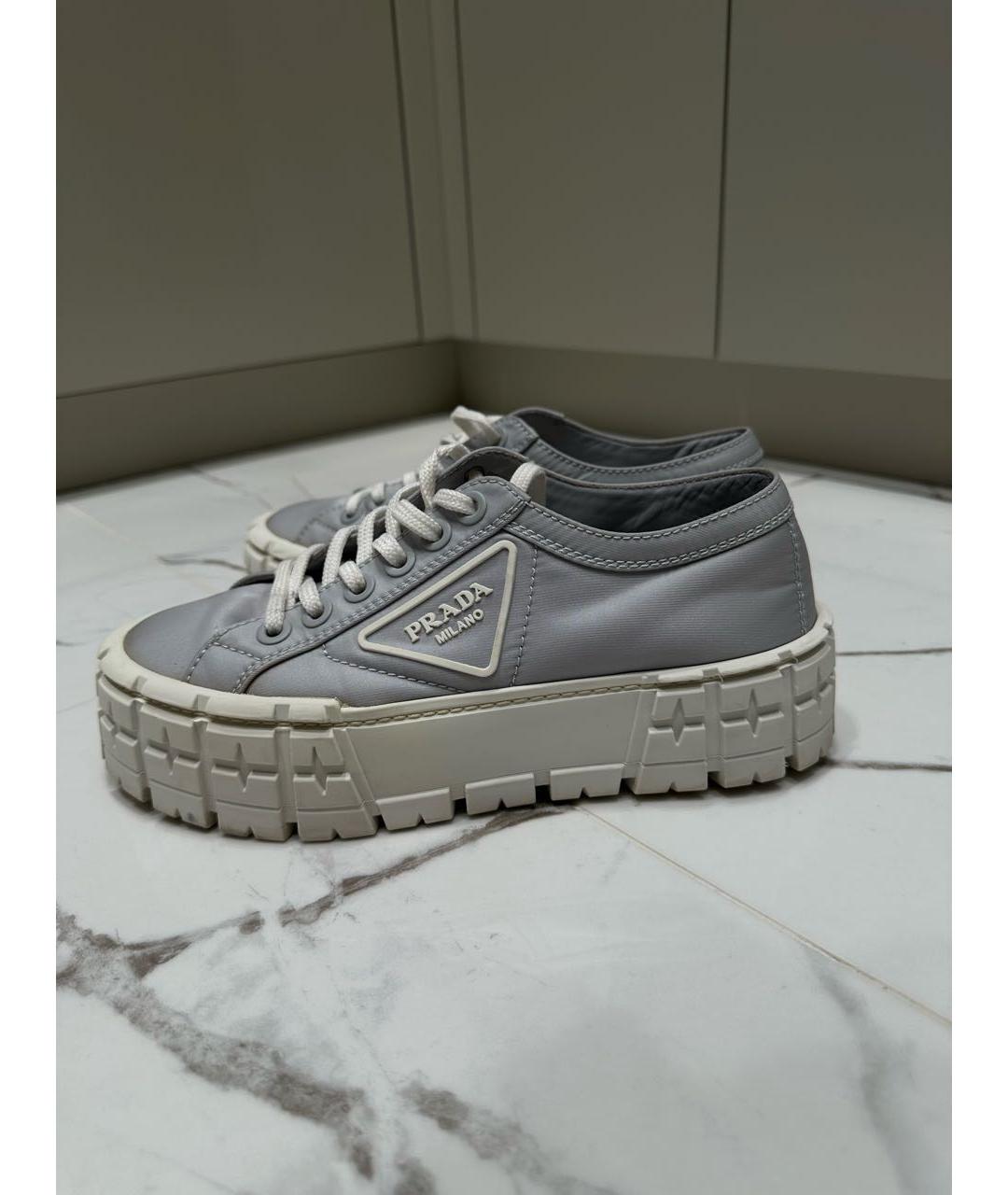 PRADA Серые текстильные кеды, фото 5