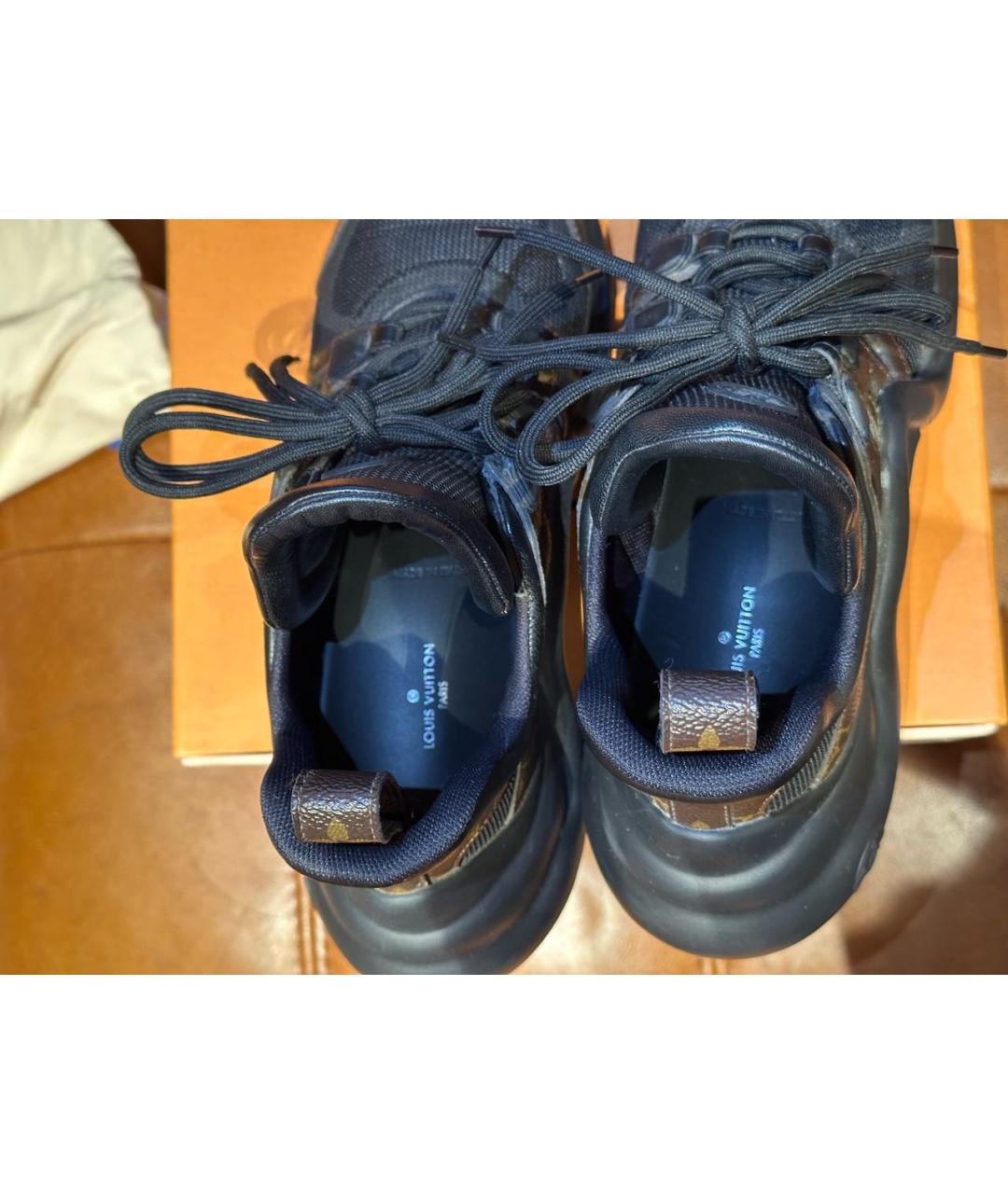 LOUIS VUITTON Коричневые кожаные кроссовки, фото 5