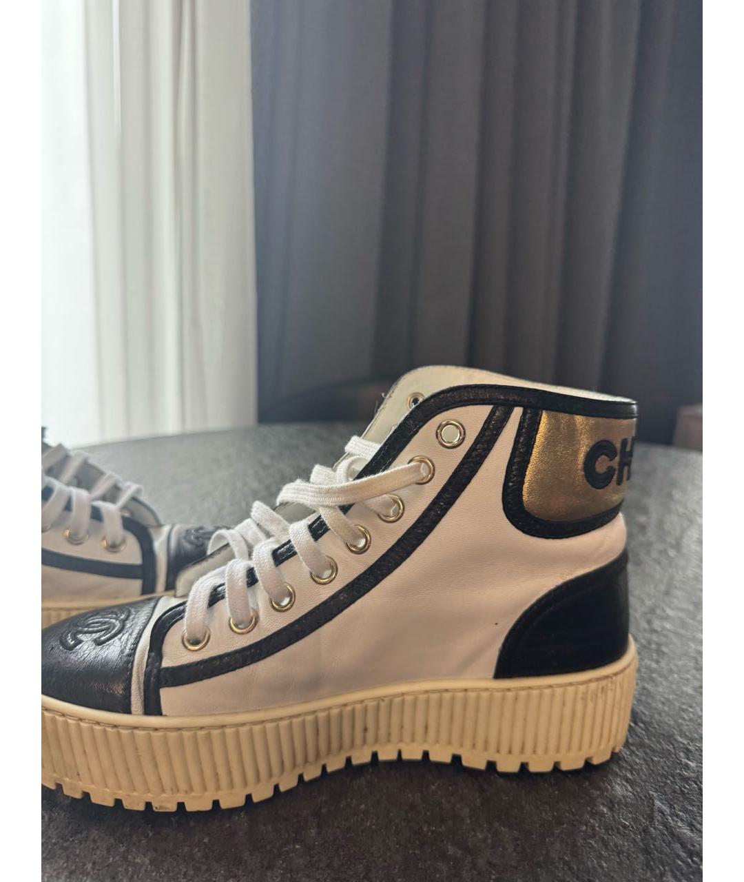 CHANEL Белые кожаные кеды, фото 6