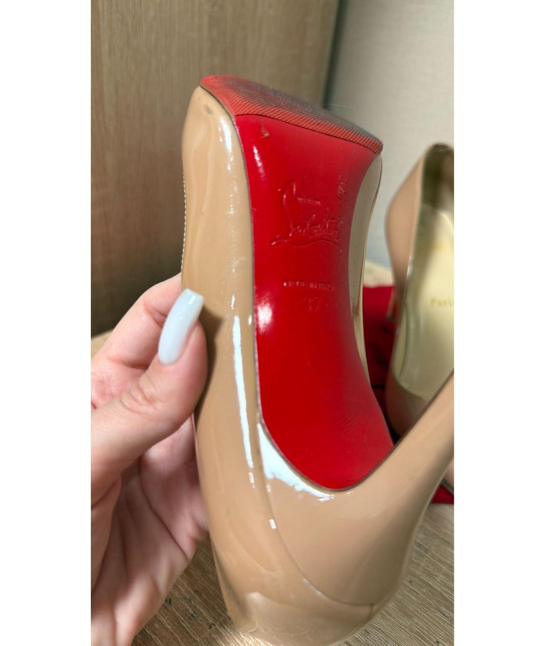 CHRISTIAN LOUBOUTIN Бежевые кожаные туфли, фото 4