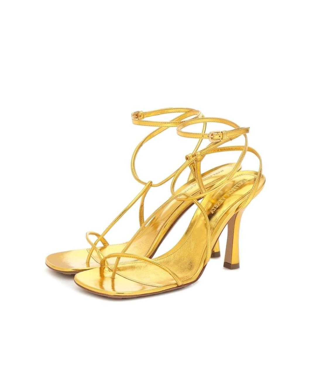 BOTTEGA VENETA Золотые кожаные босоножки, фото 6