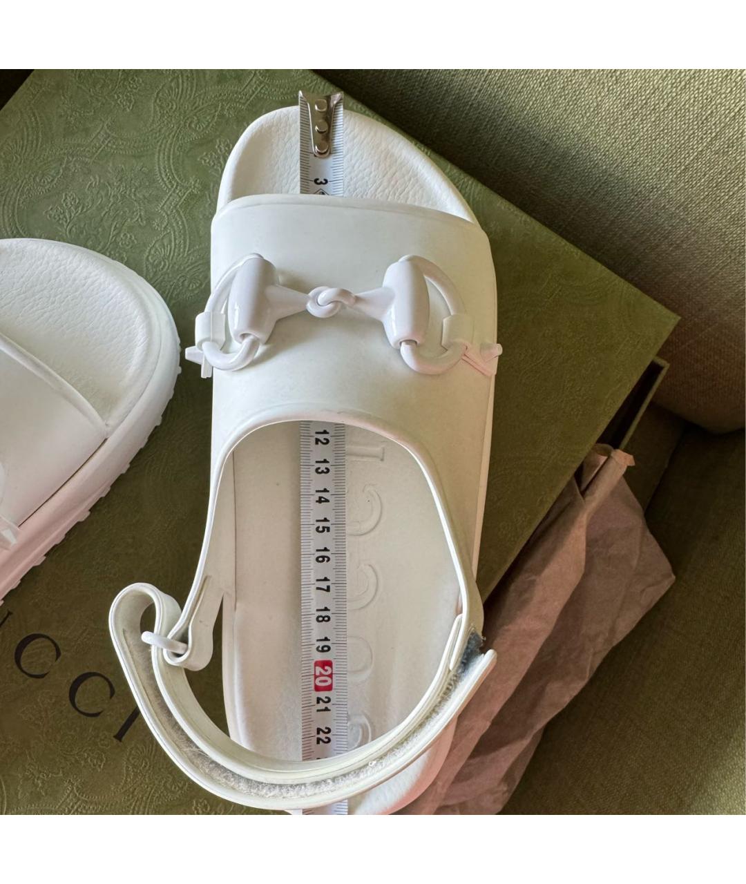 GUCCI Белые резиновые сандалии, фото 6