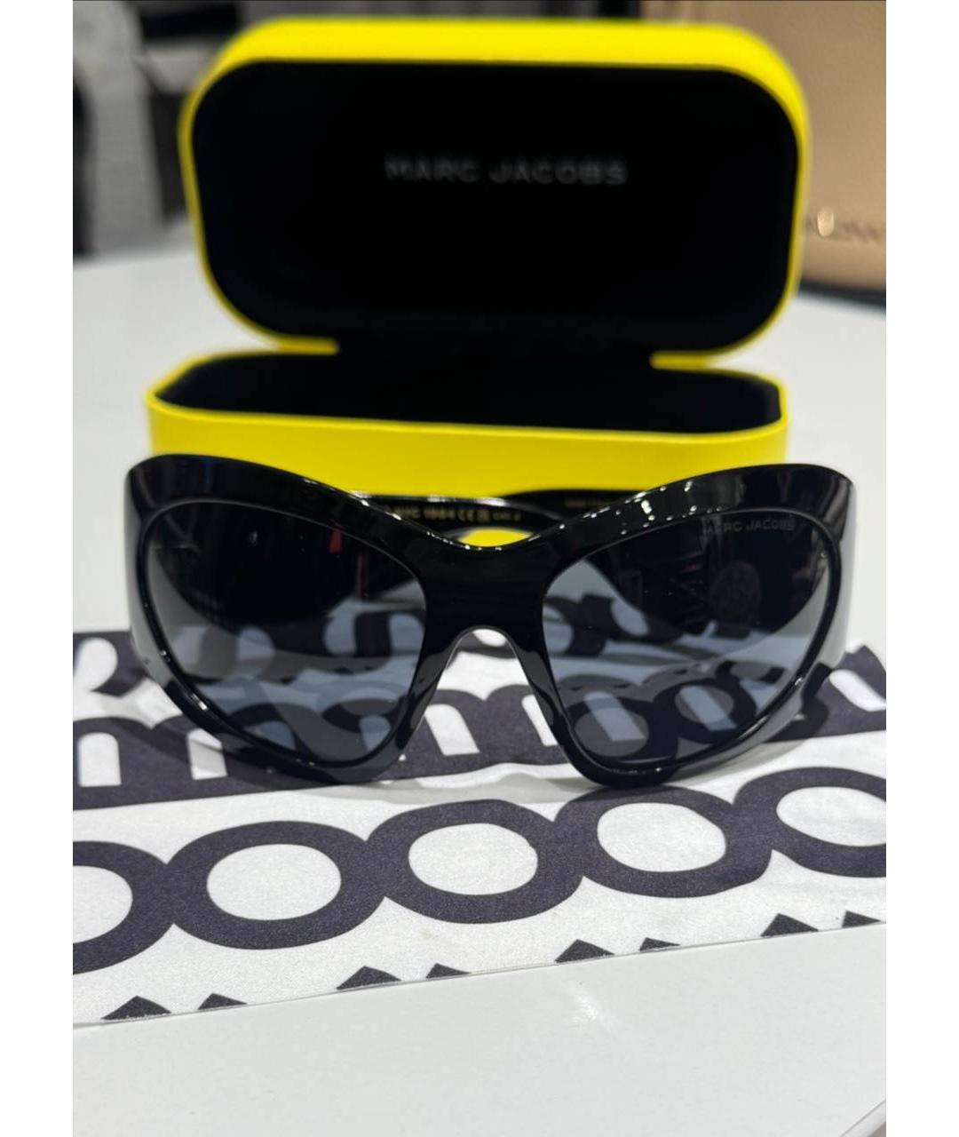 MARC JACOBS Черные пластиковые солнцезащитные очки, фото 4