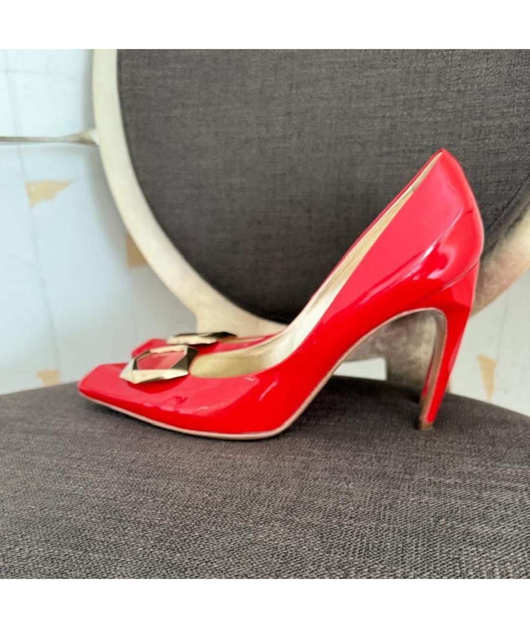 ROGER VIVIER Красные туфли из лакированной кожи, фото 5