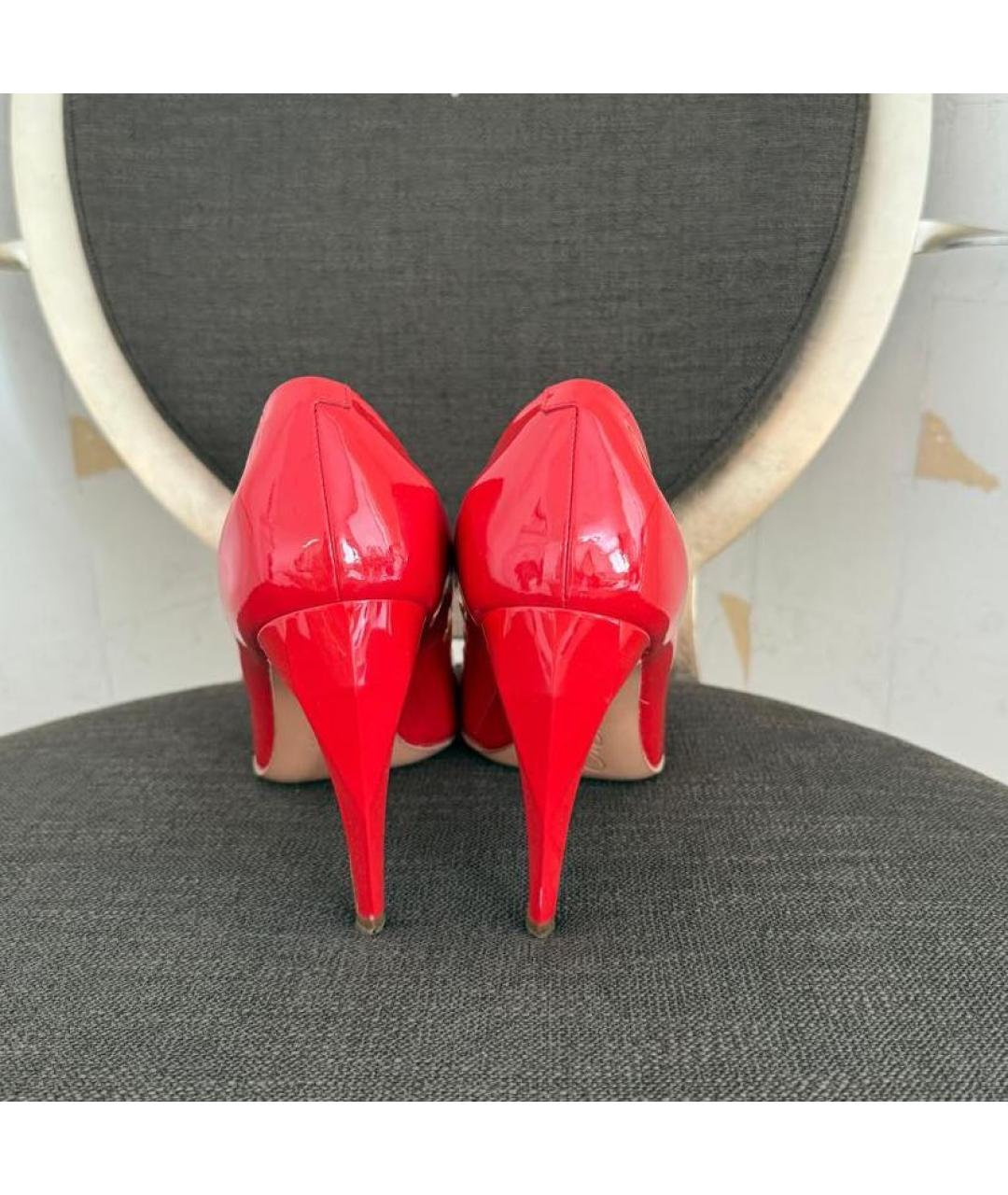 ROGER VIVIER Красные туфли из лакированной кожи, фото 3