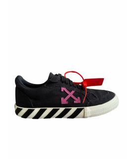 OFF-WHITE Низкие кроссовки / кеды