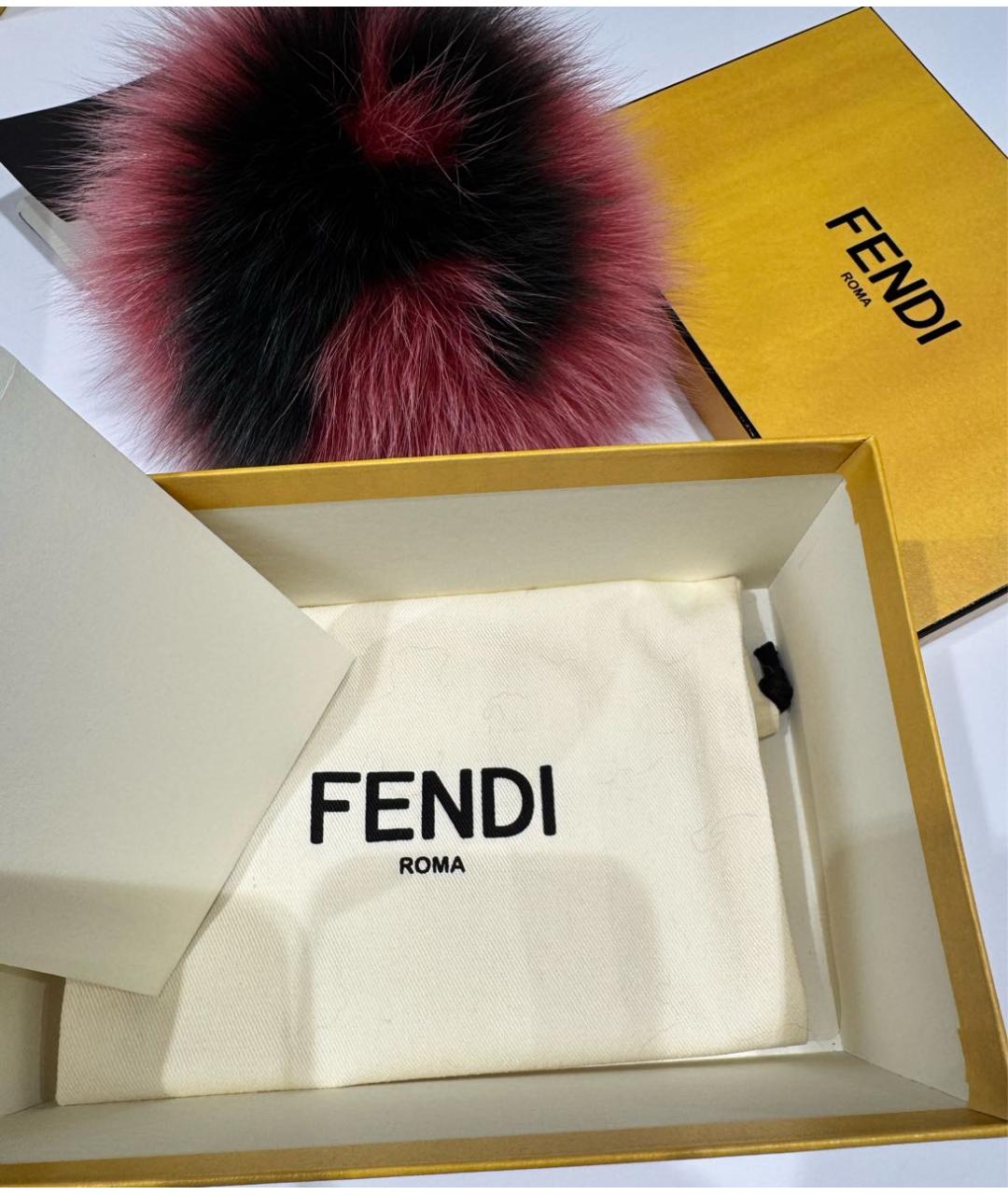 FENDI Красный брелок, фото 3