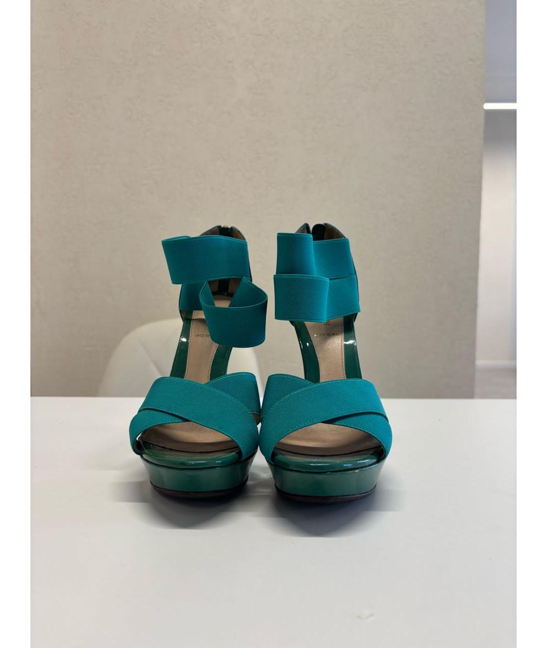 FENDI Бирюзовые босоножки из лакированной кожи, фото 3