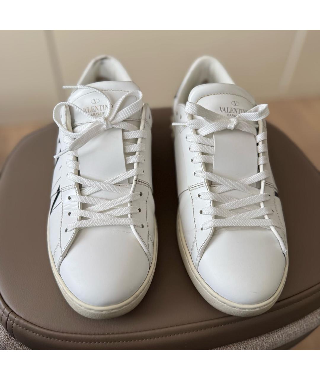 VALENTINO Белые кожаные низкие кроссовки / кеды, фото 2