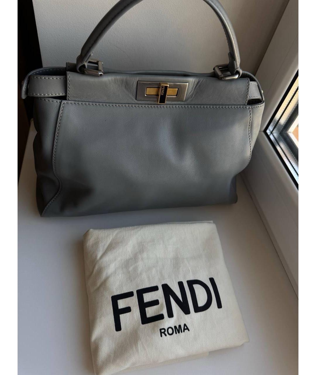 FENDI Серая кожаная сумка с короткими ручками, фото 2