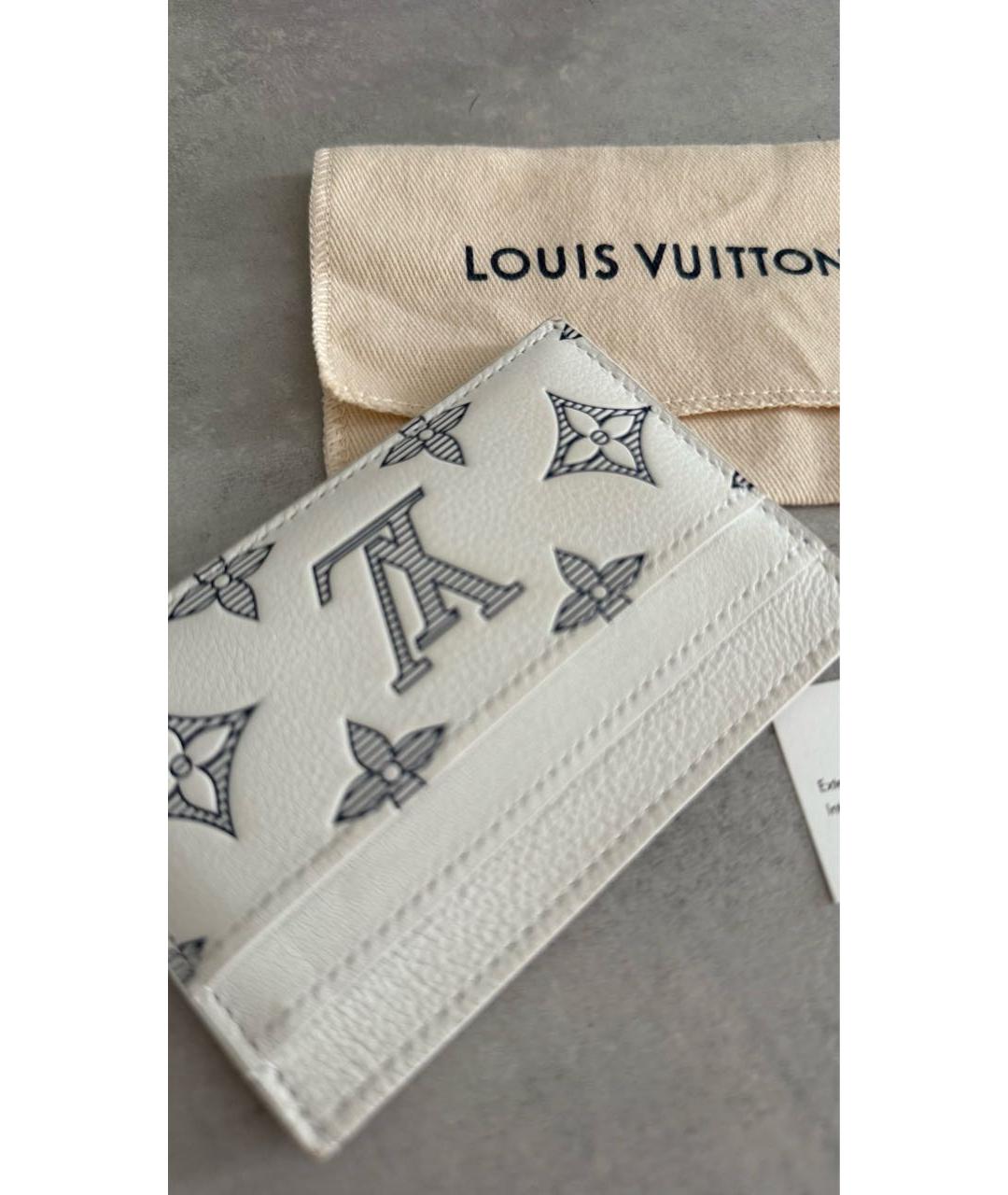 LOUIS VUITTON Белый кожаный кардхолдер, фото 2