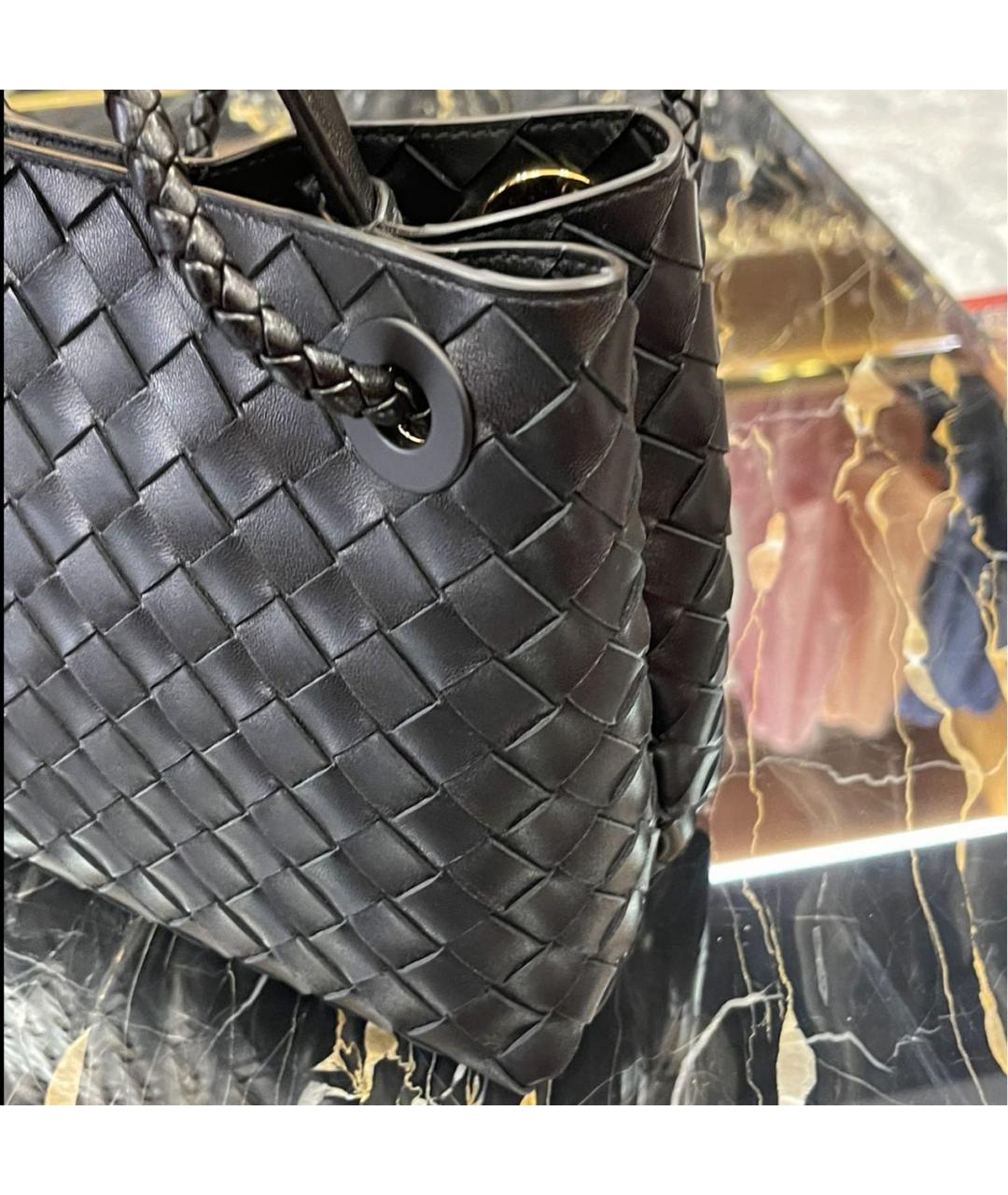 BOTTEGA VENETA Черная кожаная сумка тоут, фото 5
