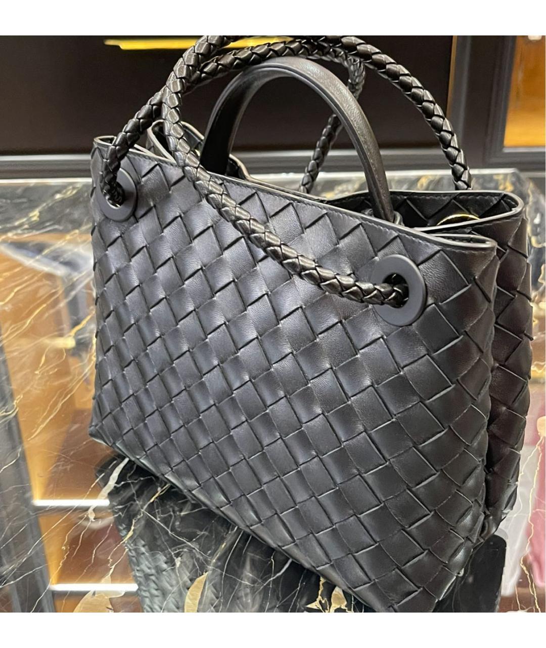 BOTTEGA VENETA Черная кожаная сумка тоут, фото 7