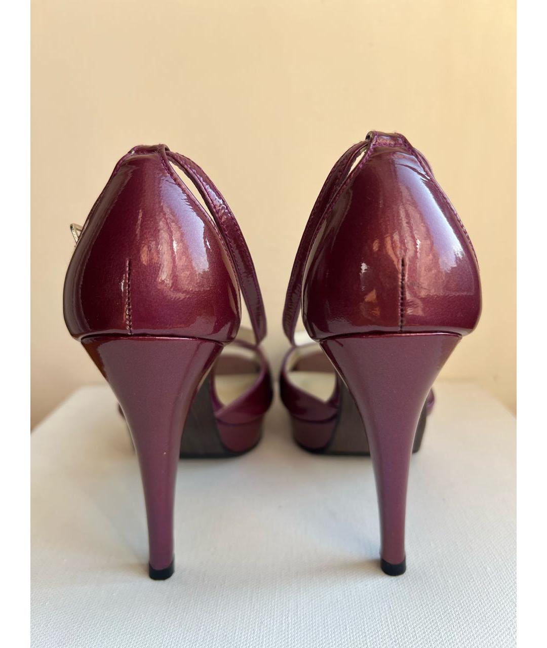 STUART WEITZMAN Фиолетовые босоножки из лакированной кожи, фото 4
