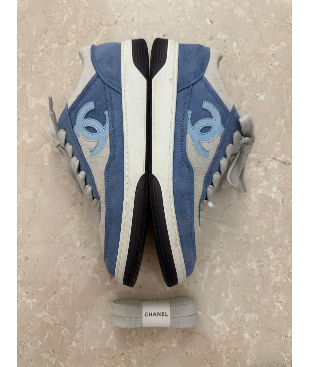 CHANEL Голубые замшевые кеды, фото 5