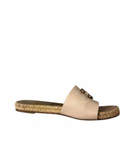 CHANEL Шлепанцы