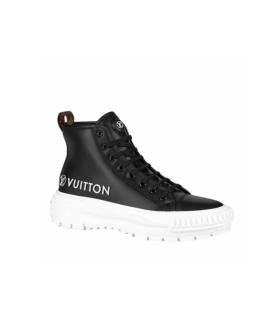 LOUIS VUITTON Кеды