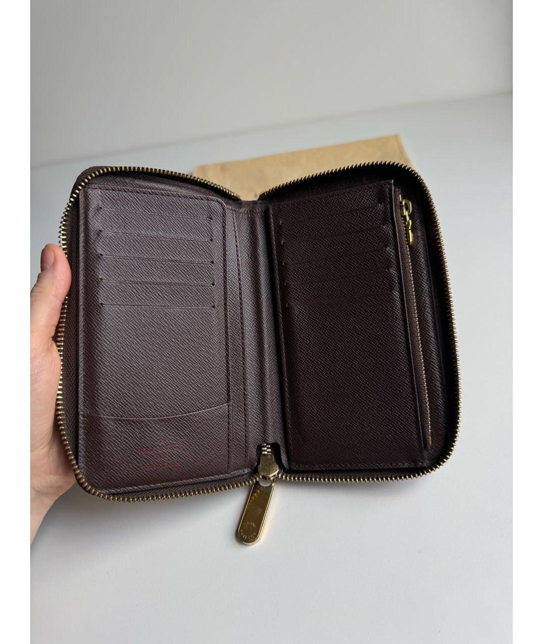 LOUIS VUITTON Коричневый кожаный кошелек, фото 2