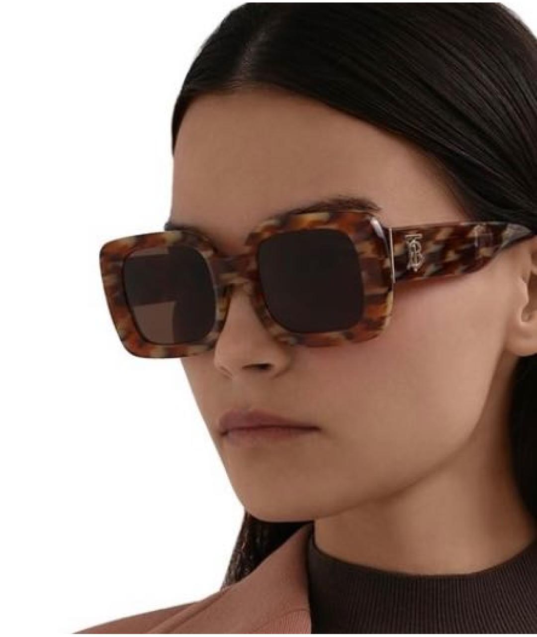 BURBERRY Коричневые пластиковые солнцезащитные очки, фото 5