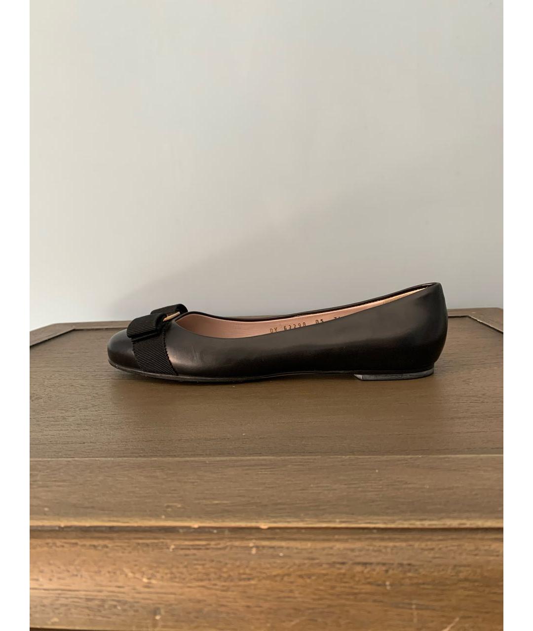 FERRAGAMO Черные кожаные балетки, фото 6