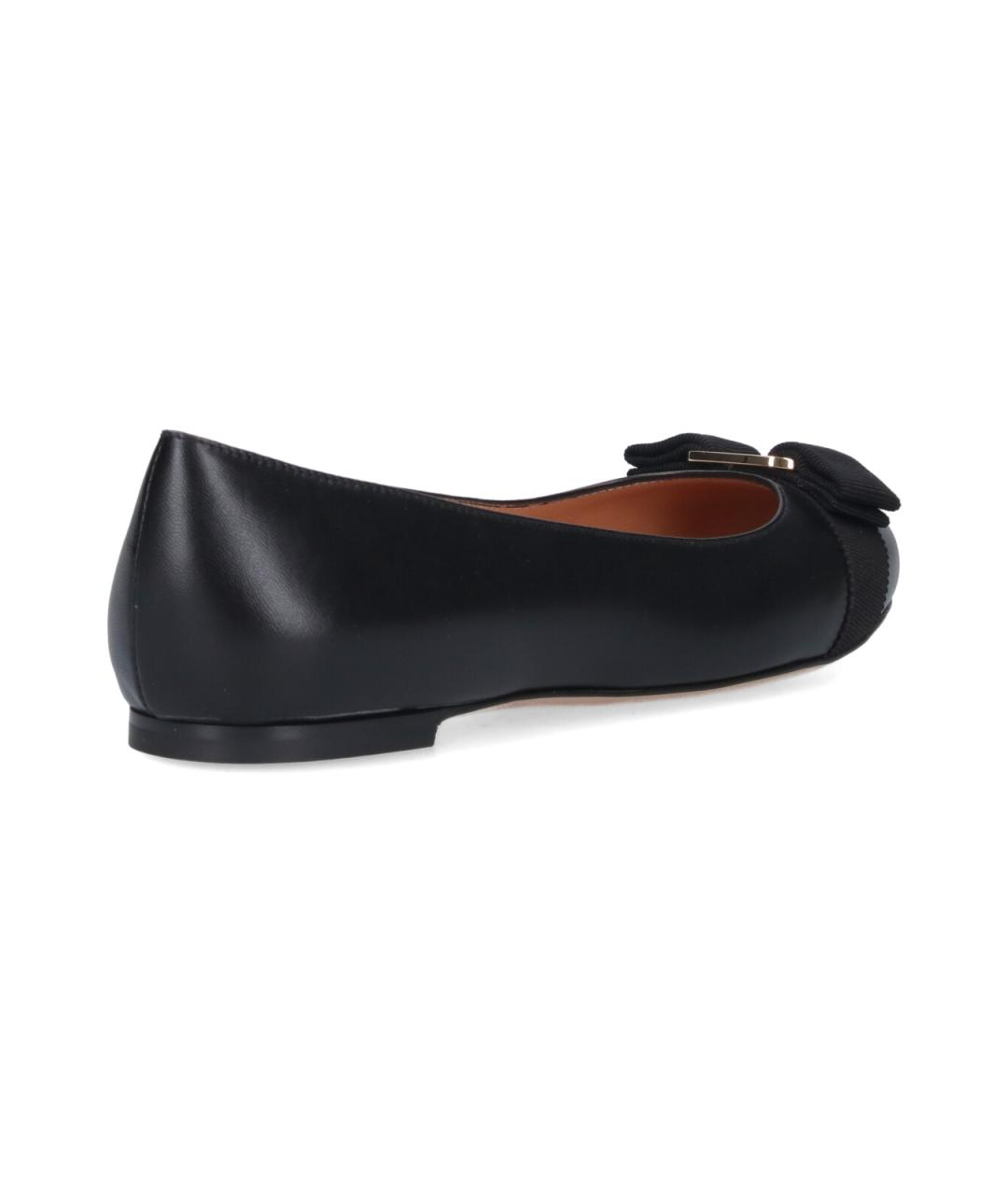 FERRAGAMO Черные кожаные балетки, фото 4